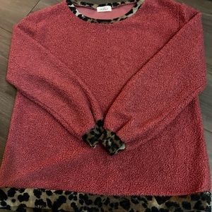 Hopely long sleeve terry type material top. Oversized and cozy comfortable!